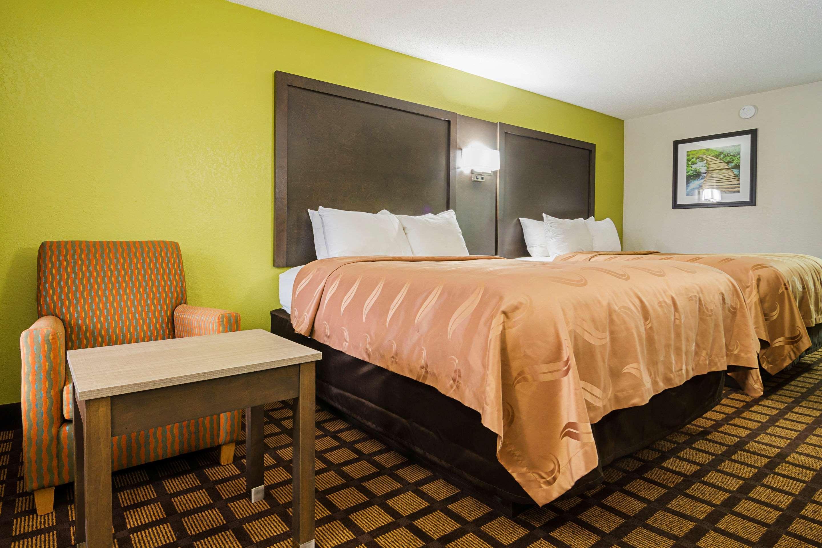 Quality Inn Raeford Exterior foto