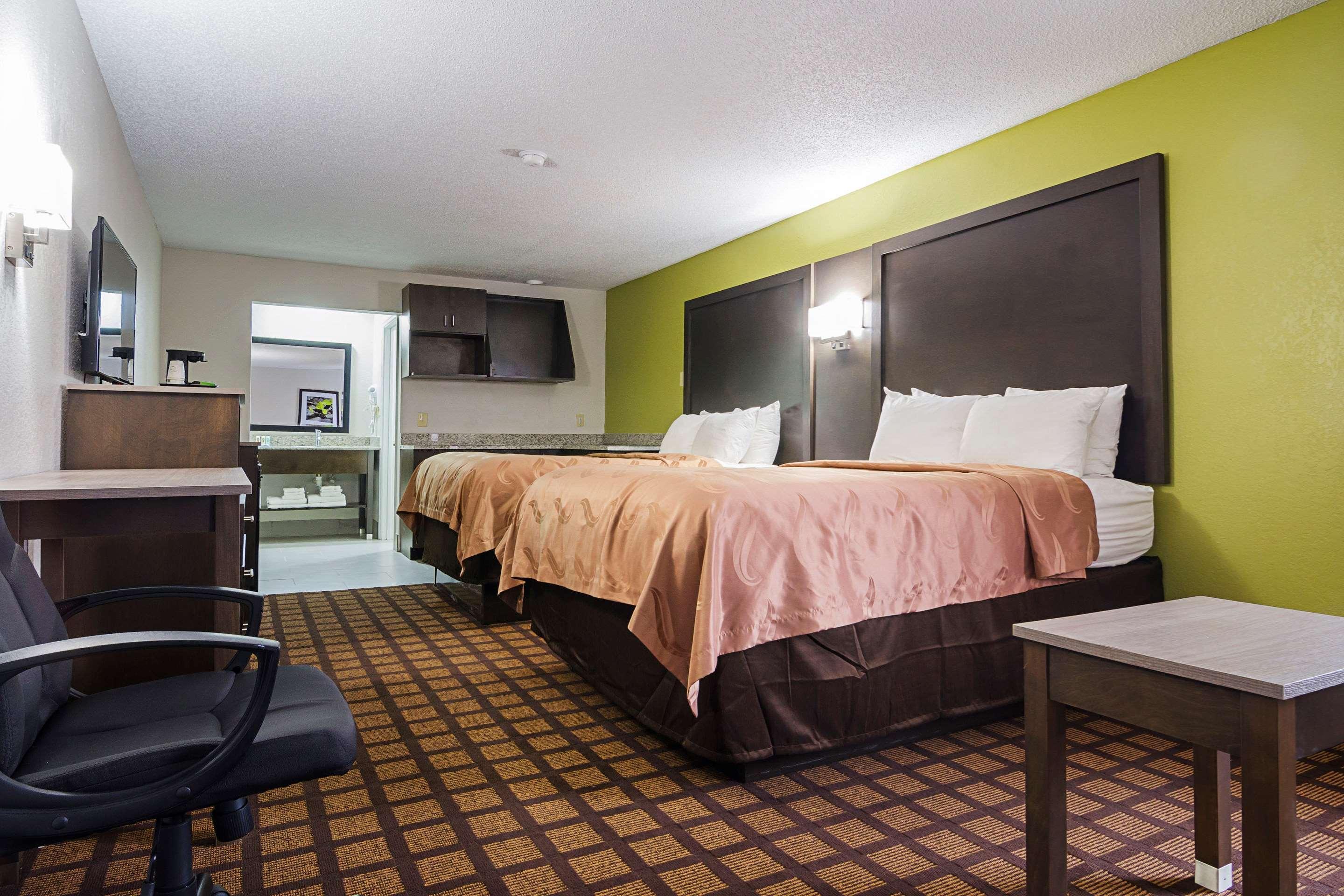Quality Inn Raeford Exterior foto